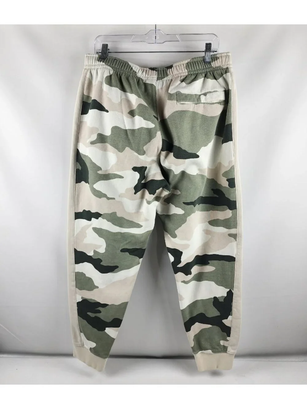 Nike Mens Sweatpants Mens XL Multi Camo Joggers (34x29) BV3628-372
